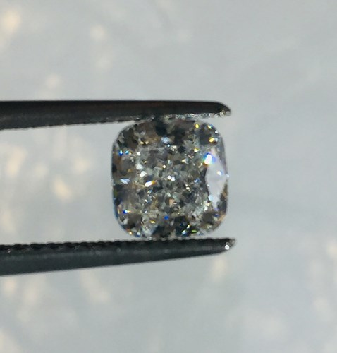 1.09CT D VS1 CUSHION CUT DIAMOND